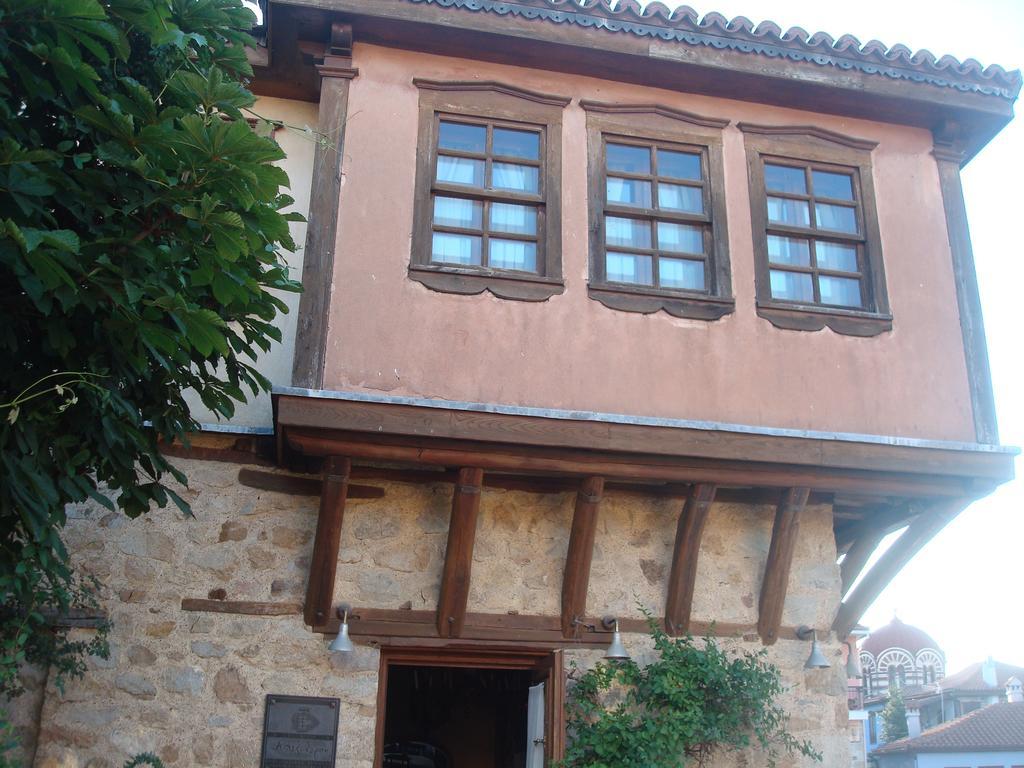 Oikia Alexandrou Traditional Inn أرنايا المظهر الخارجي الصورة